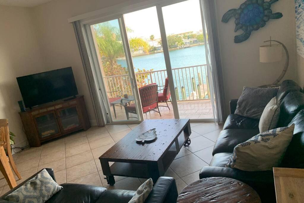 Luxury And Spacious Waterside Getaway Clearwater Beach Zewnętrze zdjęcie